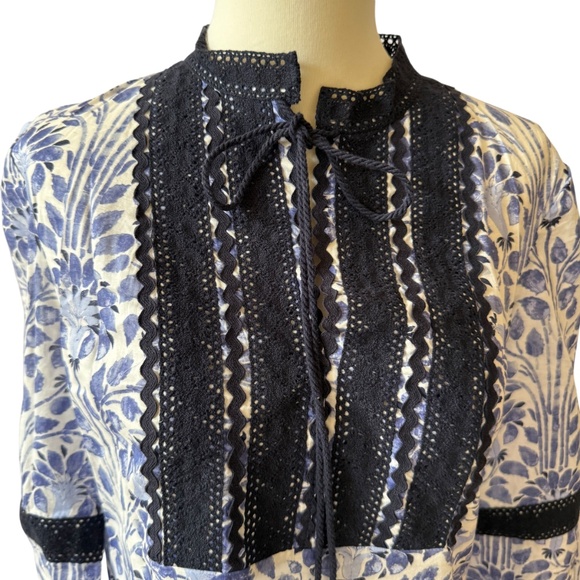 TORY BURCH TOP FLORAL EMBROIDERED TIE TASSEL PEASANT COTTON BOHEMIAN ARTSY 6 - Picture 3 of 12